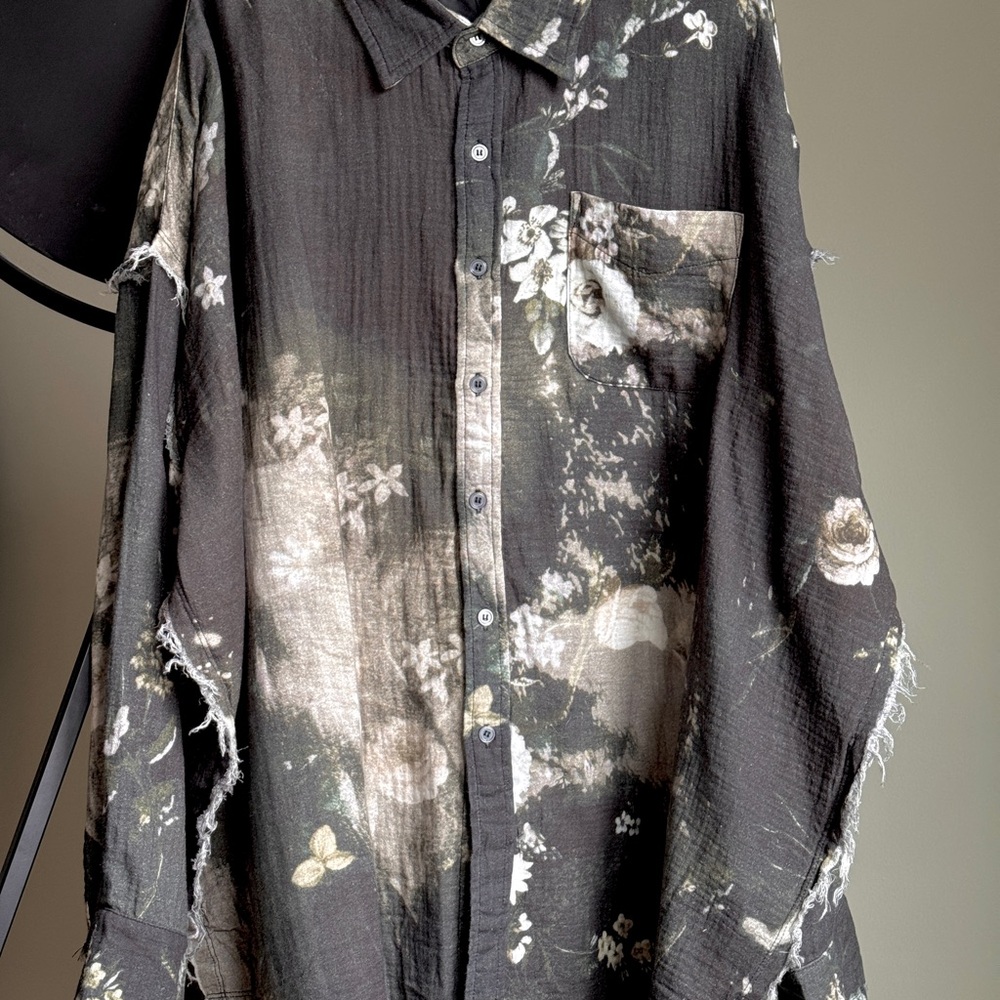 R13 SHREDDED SEAM DROP NECK SHIRT Floral Button-Up